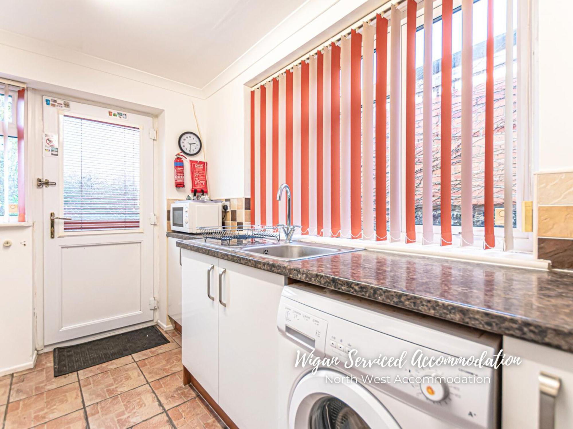 Wigan Serviced Accommodation Esterno foto