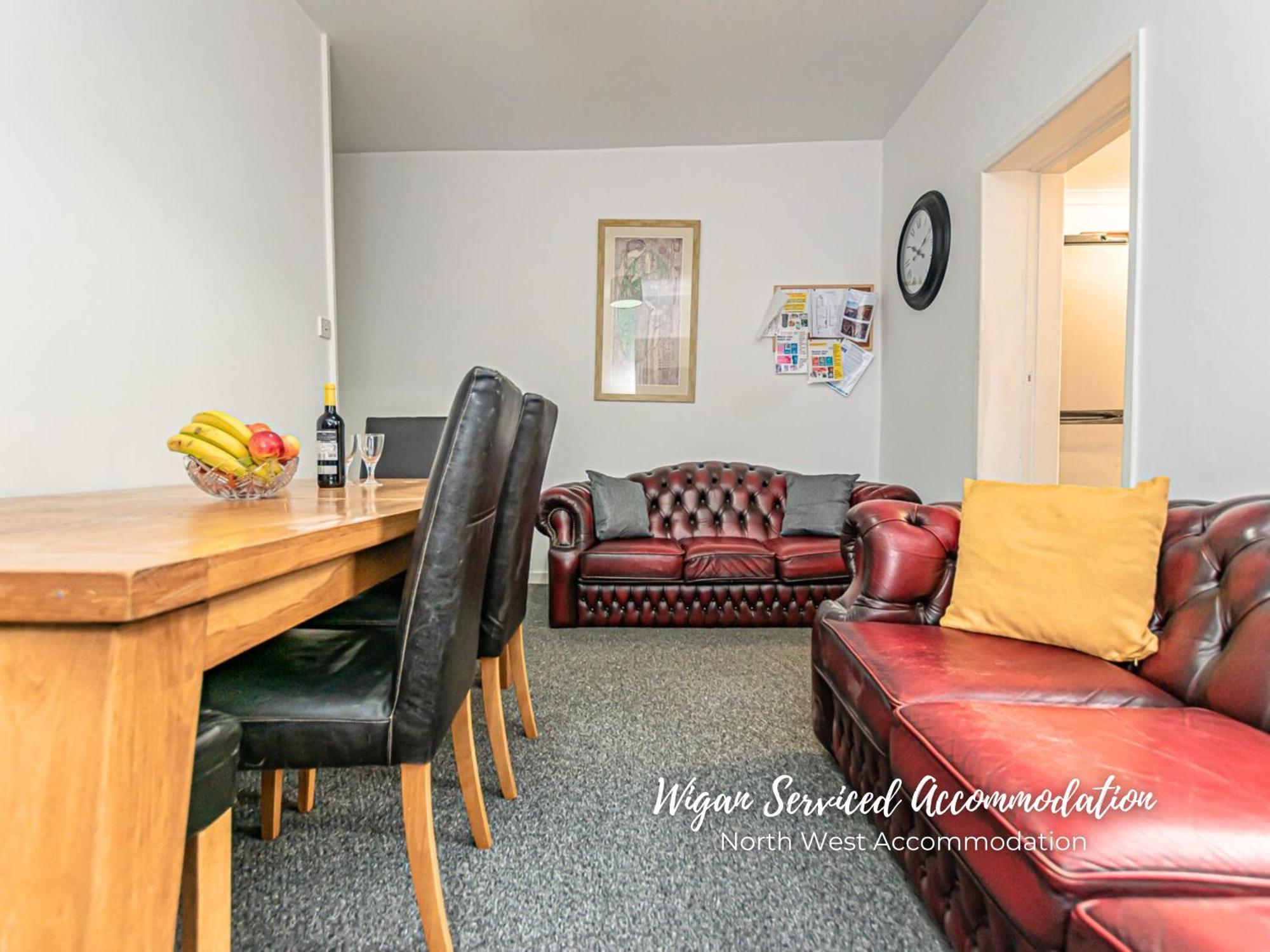 Wigan Serviced Accommodation Esterno foto
