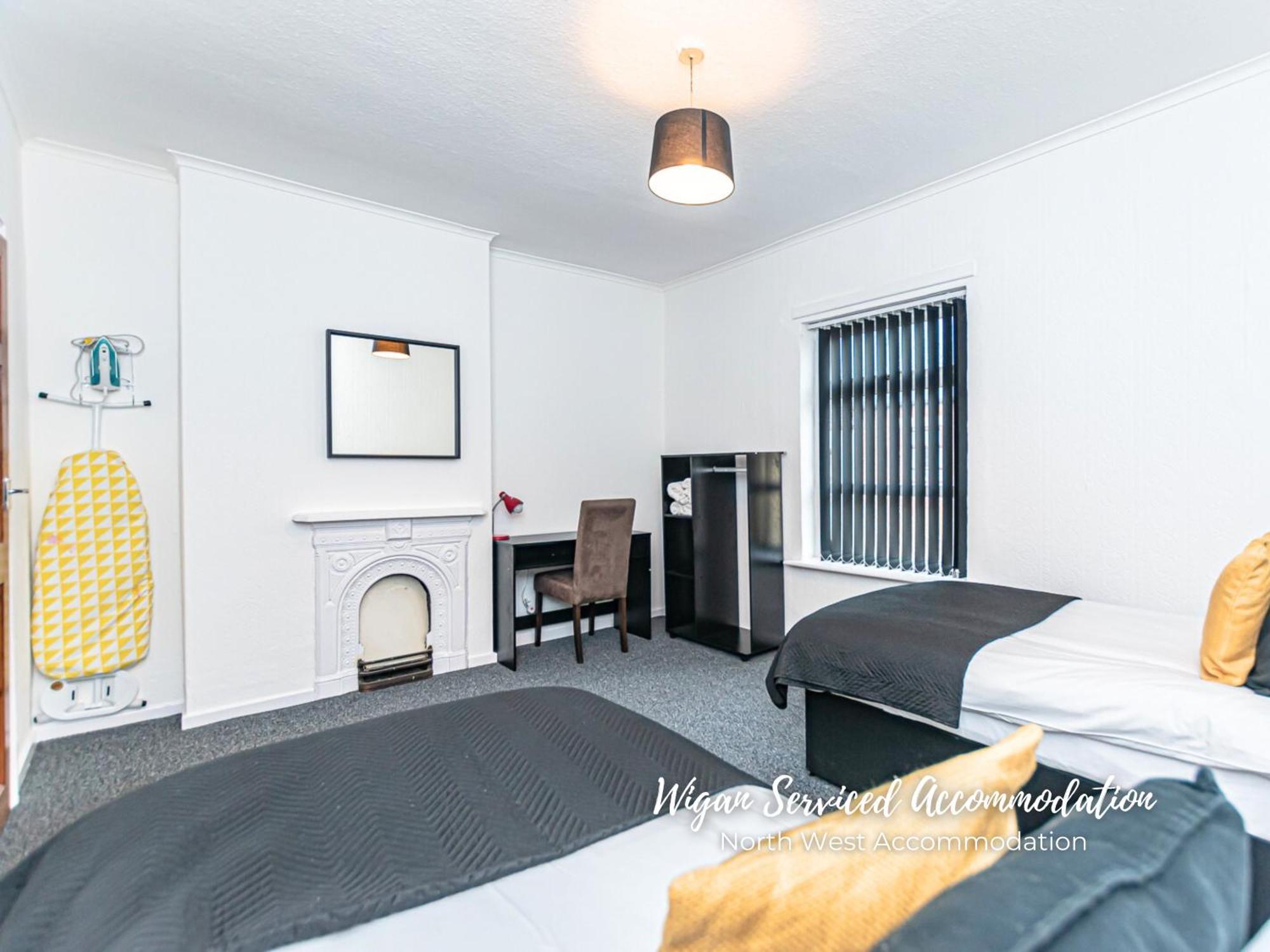 Wigan Serviced Accommodation Esterno foto